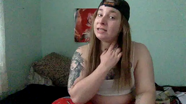 Snapshot of alexabunni chatting on January 6, 3:16 pm alexabunni online show from January 6, 3:16 pm