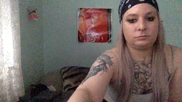 Snapshot of alexabunni chatting on February 20, 3:34 pm alexabunni online show from February 20, 3:34 pm