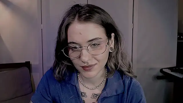 Snapshot of risha_laas chatting on January 16, 5:44 pm risha laas online show from January 16, 5:44 pm