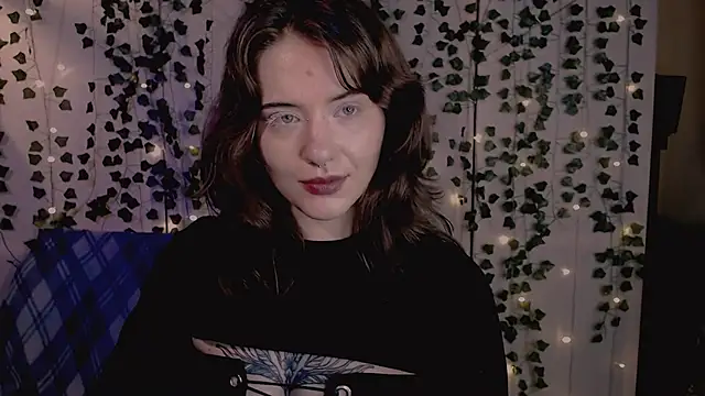 risha laas online show from November 5, 8:09 pm