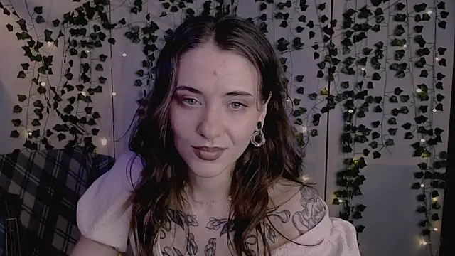 risha laas online show from March 6, 8:16 pm