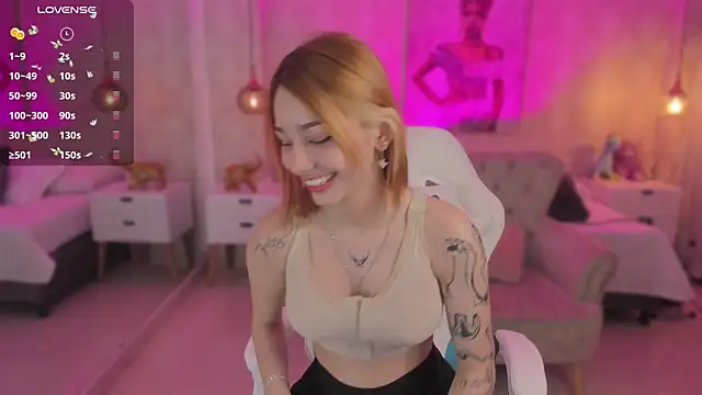 Snapshot of LITTLE-VIVI chatting on February 17, 3:15 am LITTLE-VIVI online show from February 17, 3:15 am