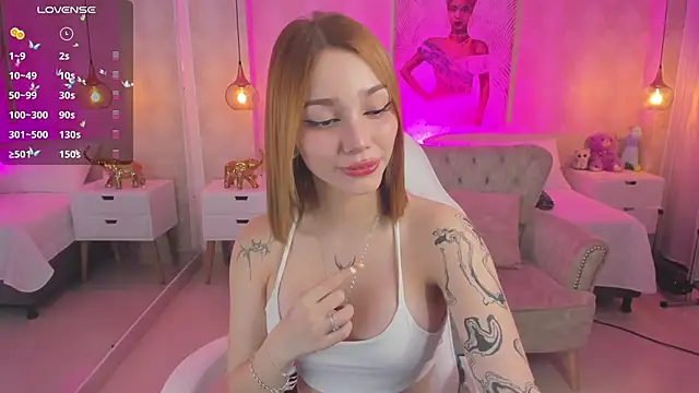 Snapshot of LITTLE-VIVI chatting on February 24, 3:23 am LITTLE-VIVI online show from February 24, 3:23 am