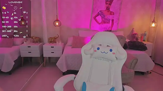 Snapshot of LITTLE-VIVI chatting on March 19, 3:20 am LITTLE-VIVI online show from March 19, 3:20 am