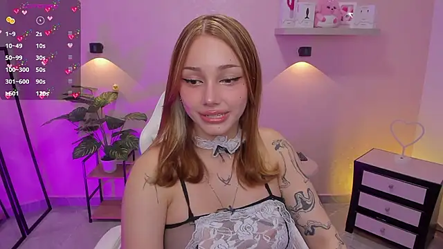 Snapshot of LITTLE-VIVI chatting on February 5, 2:27 am LITTLE-VIVI online show from February 5, 2:27 am