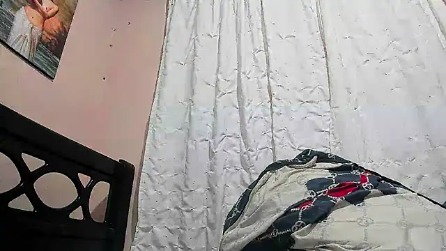 davidlatin66 online show from March 1, 2:13 am