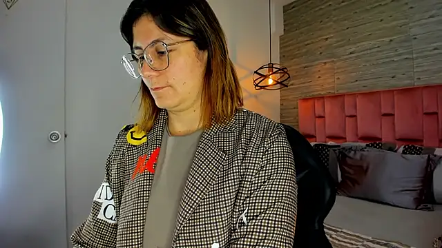 SarahDeyvis online show from October 29, 1:02 pm