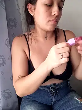 Sofia 888 online show from February 7, 7:49 pm