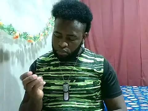 Snapshot of 2ocmaxi chatting on January 11, 6:35 pm 2ocmaxi online show from January 11, 6:35 pm