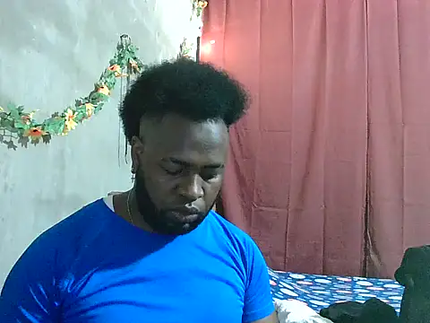 Snapshot of 2ocmaxi chatting on February 27, 10:10 pm 2ocmaxi online show from February 27, 10:10 pm