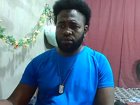 Snapshot of 2ocmaxi chatting on March 9, 1:59 pm 2ocmaxi online show from March 9, 1:59 pm