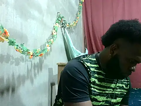 Snapshot of 2ocmaxi chatting on March 14, 3:39 pm 2ocmaxi online show from March 14, 3:39 pm