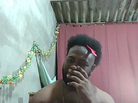 Snapshot of 2ocmaxi chatting on March 16, 12:27 am 2ocmaxi online show from March 16, 12:27 am