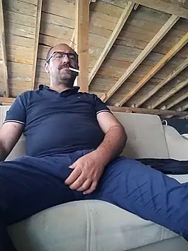 Snapshot of masculine_bear_daddy chatting on May 31, 2:13 pm masculine bear daddy online show from May 31, 2:13 pm