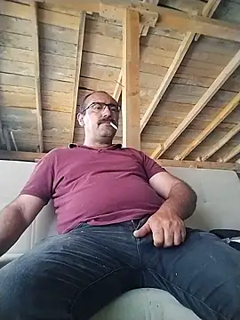 Snapshot of masculine_bear_daddy chatting on June 8, 4:07 pm masculine bear daddy online show from June 8, 4:07 pm