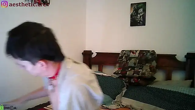 Snapshot of Twink_Temptation chatting on January 9, 2:22 am Twink Temptation online show from January 9, 2:22 am