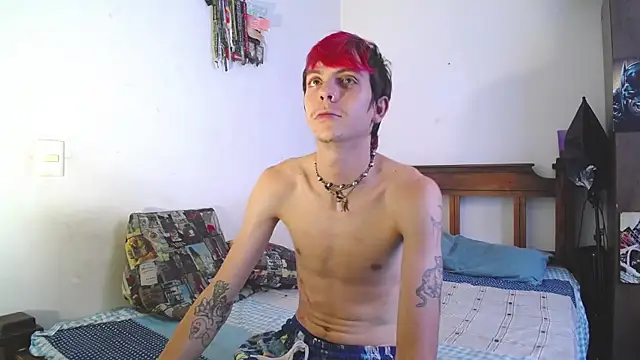 Snapshot of Twink_Temptation chatting on November 19, 7:47 pm Twink Temptation online show from November 19, 7:47 pm