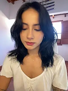 Ale Lewis online show from February 28, 2:07 pm