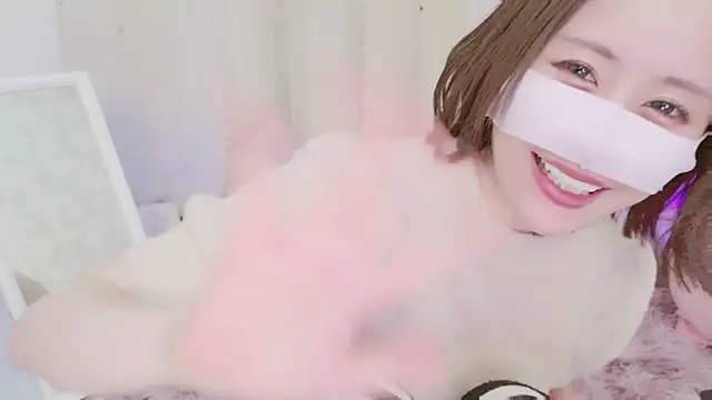 Yuu  k online show from February 1, 12:05 pm