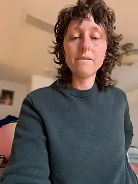 mossy kiss online show from March 2, 2:13 pm