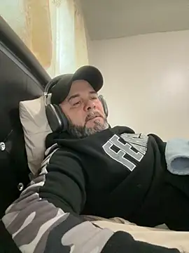 Snapshot of Cristian-Brayan chatting on September 14, 11:42 am Cristian-Brayan online show from September 14, 11:42 am