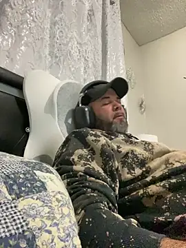 Snapshot of Cristian-Brayan chatting on October 31, 12:17 pm Cristian-Brayan online show from October 31, 12:17 pm