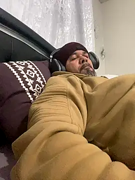 Cristian-Brayan online show from November 25, 11:32 am