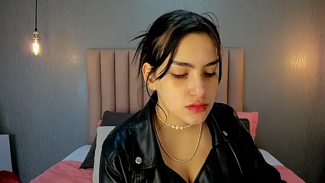 Alexa Thaylor  online show from March 7, 2:34 pm