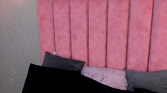 Alexa Thaylor  online show from November 4, 3:00 pm