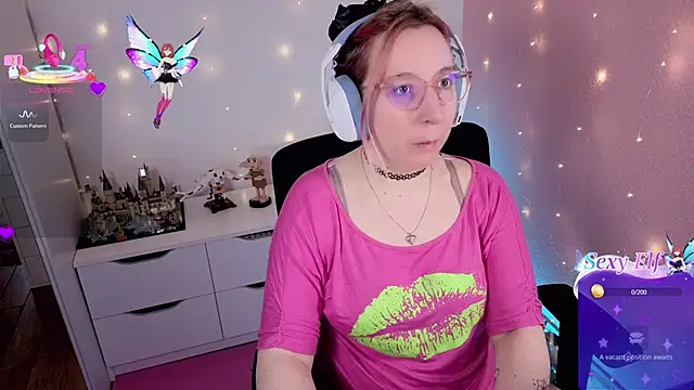 JustKerry online show from January 14, 10:10 am