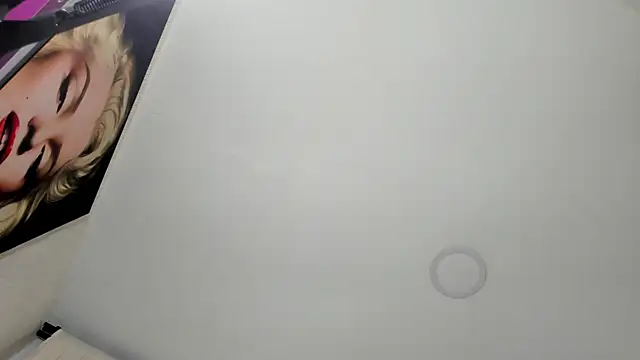 sarita loven online show from December 17, 4:40 am