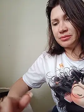 Snapshot of ROXOLANAA_SEXY chatting on May 10, 12:10 pm ROXOLANAA SEXY online show from May 10, 12:10 pm