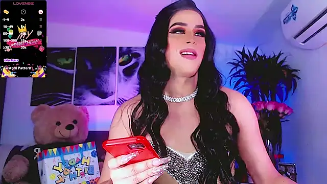 Snapshot of Sophiesweet5 chatting on November 25, 3:23 pm Sophiesweet5 online show from November 25, 3:23 pm