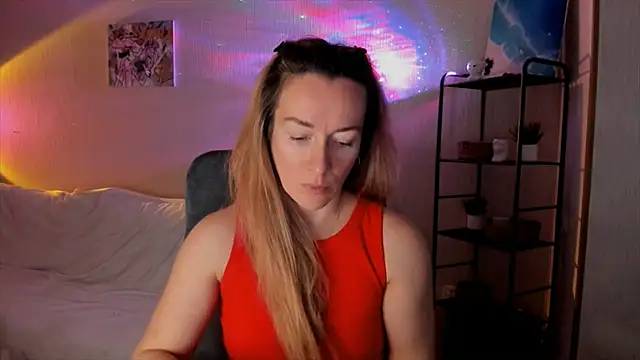 RebeccaMartinez online show from November 10, 6:12 am