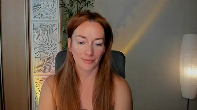 Snapshot of RebeccaMartinez chatting on June 18, 7:19 am RebeccaMartinez online show from June 18, 7:19 am