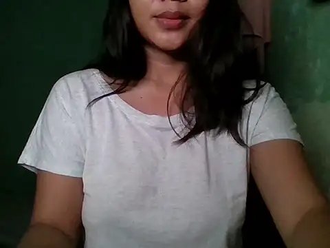 Snapshot of _smiling4u_ chatting on November 13, 3:55 pm smiling4u online show from November 13, 3:55 pm