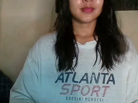 Snapshot of _smiling4u_ chatting on June 9, 2:06 pm smiling4u online show from June 9, 2:06 pm