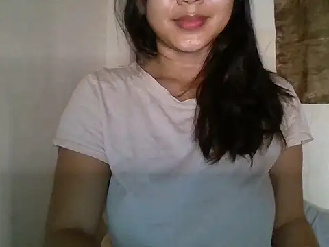 Snapshot of _smiling4u_ chatting on July 3, 2:34 pm smiling4u online show from July 3, 2:34 pm