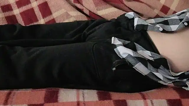 Snapshot of cumloverboyxx69 chatting on November 15, 8:00 am cumloverboyxx69 online show from November 15, 8:00 am