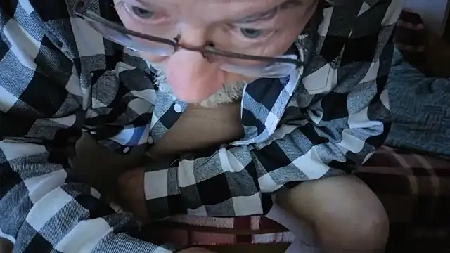 Snapshot of cumloverboyxx69 chatting on November 25, 7:08 am cumloverboyxx69 online show from November 25, 7:08 am