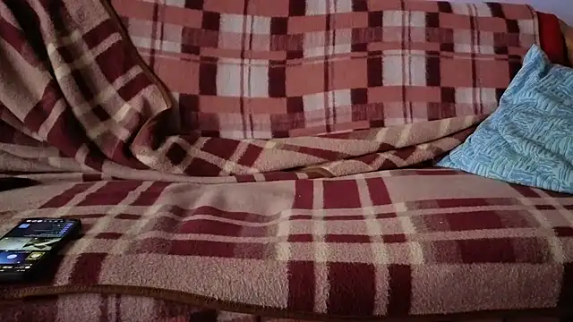 Snapshot of cumloverboyxx69 chatting on November 29, 7:00 am cumloverboyxx69 online show from November 29, 7:00 am