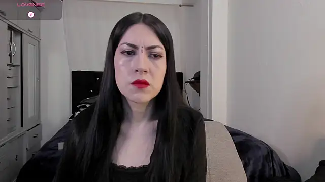 Amy Aloqua online show from June 15, 12:07 pm