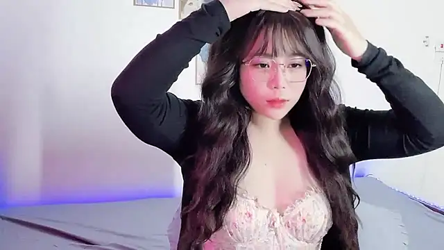   Lyly   online show from January 17, 1:54 am