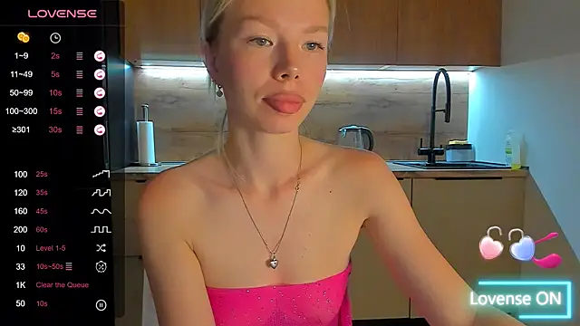 Olivia Bells online show from September 24, 9:07 pm