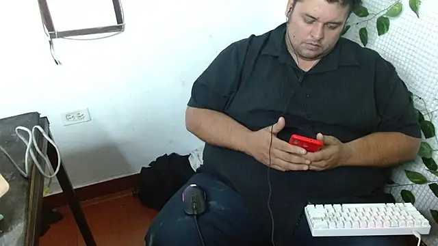 Snapshot of altairstudiosvip_ chatting on August 7, 1:24 pm altairstudiosvip online show from August 7, 1:24 pm