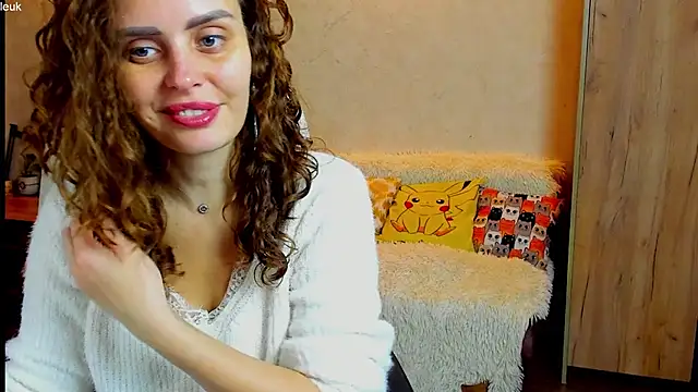mia grantes online show from October 17, 6:10 pm