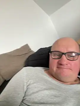 vanjbi45 online show from January 26, 11:50 am