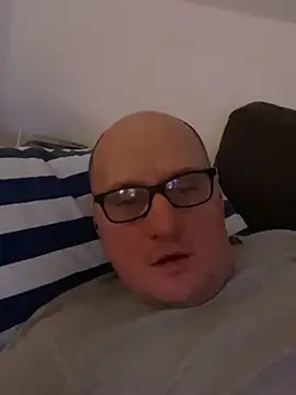 vanjbi45 online show from February 1, 8:58 pm