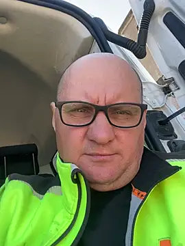 vanjbi45 online show from March 21, 11:33 am