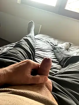 vanjbi45 online show from December 3, 2:26 pm